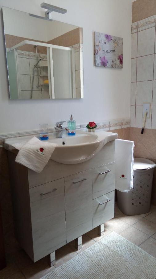 Rosahouse Daire Lecce Dış mekan fotoğraf